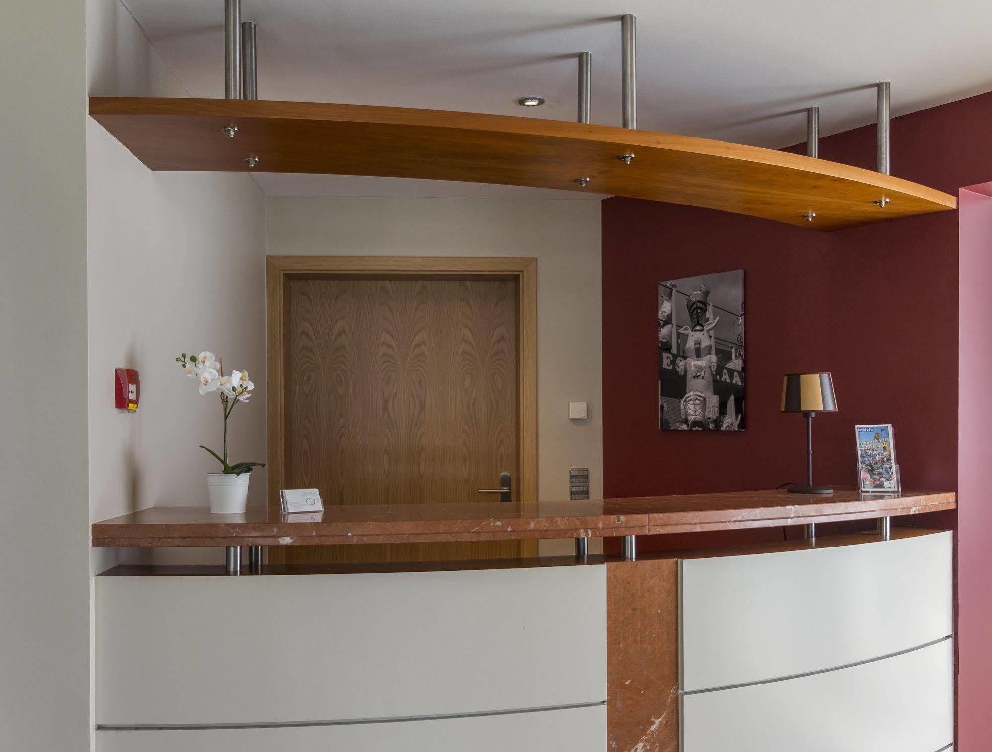 Park Hotel Kelmis Екстер'єр фото