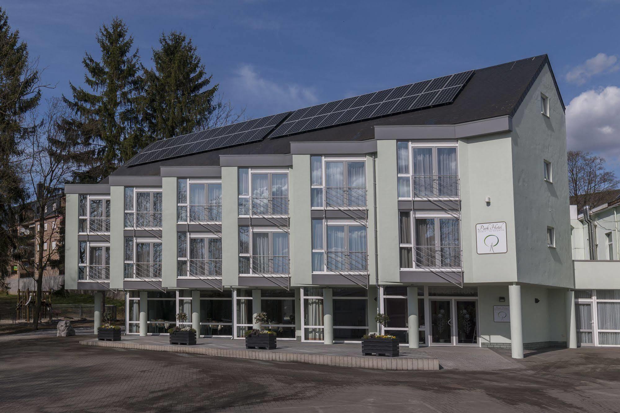 Park Hotel Kelmis Екстер'єр фото