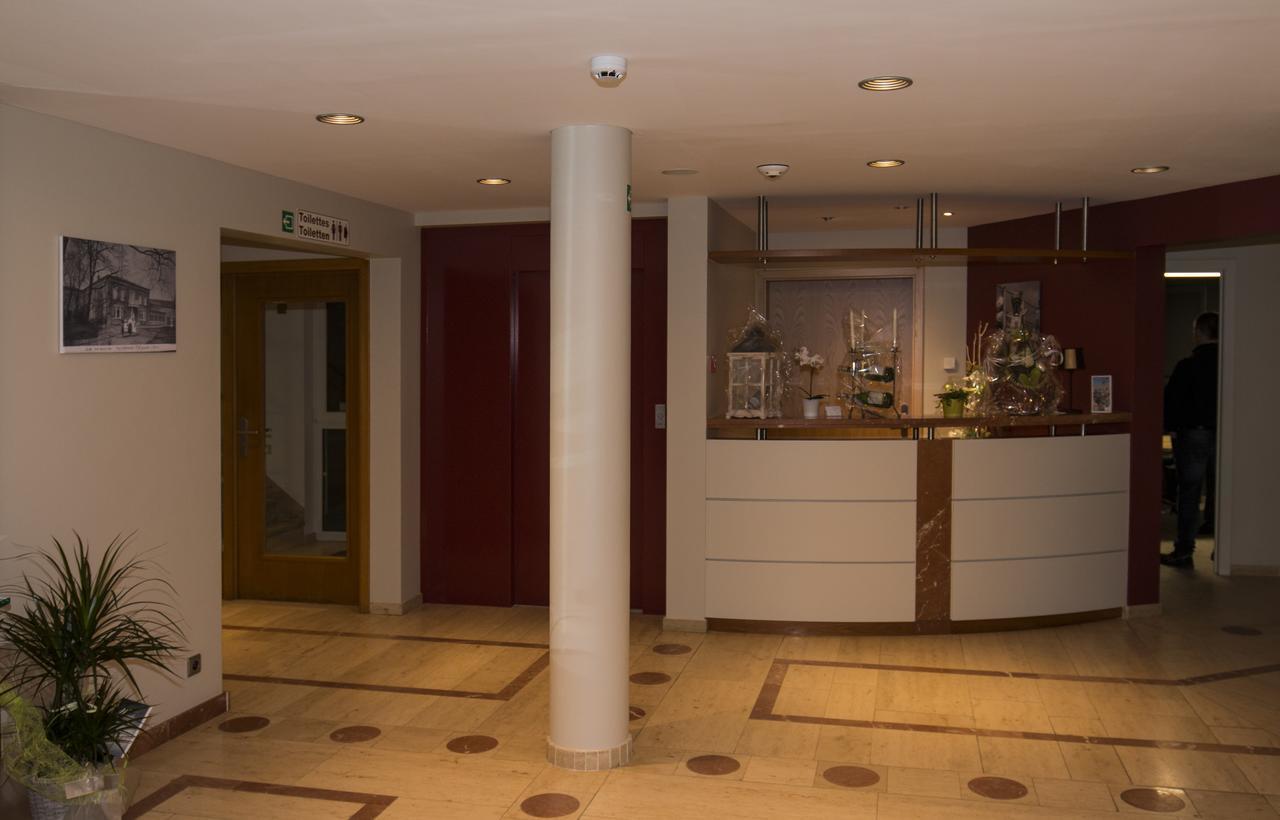 Park Hotel Kelmis Екстер'єр фото
